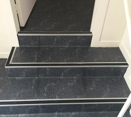 clean service for stairs